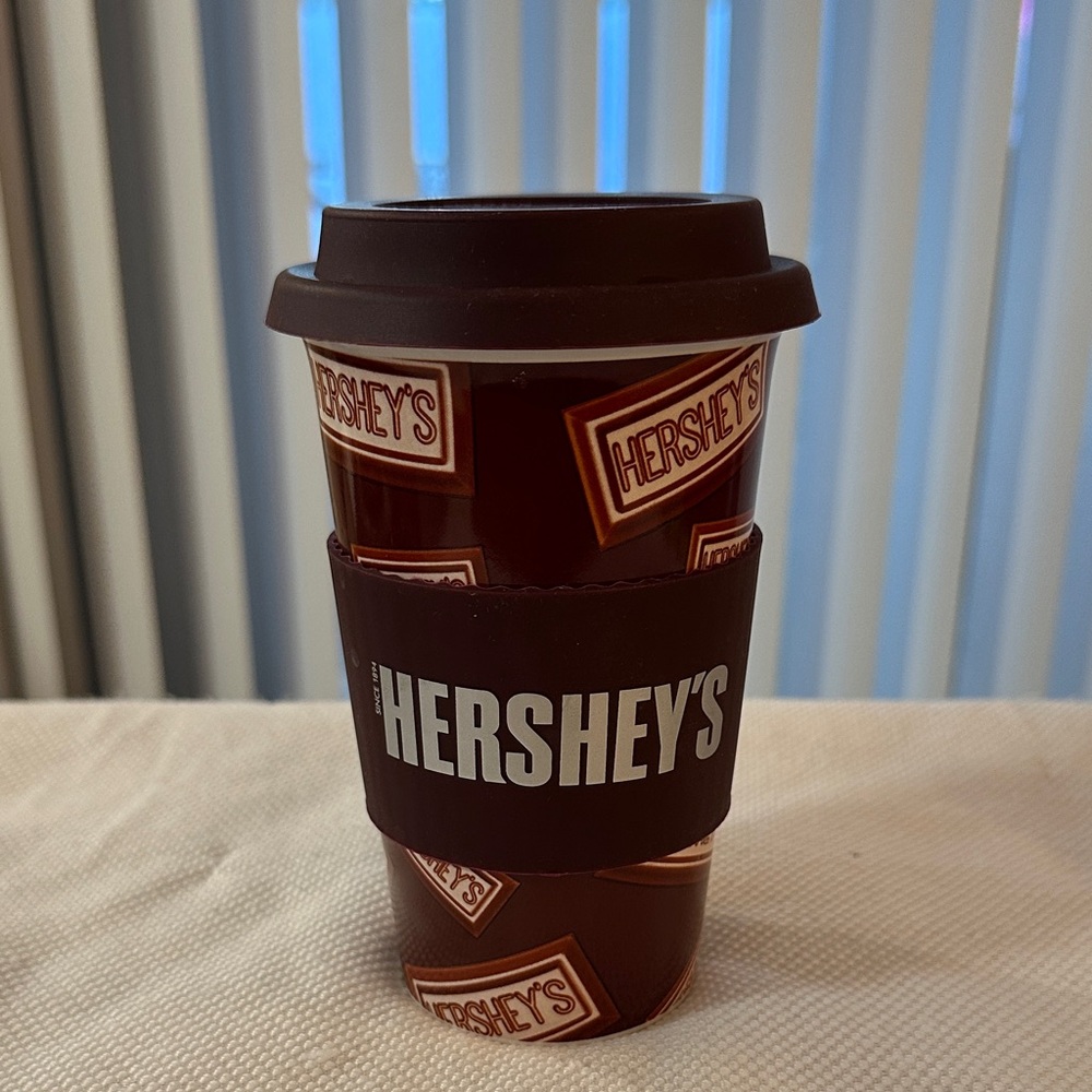 Hershey's🍫 12oz. Ceramic Travel Mug